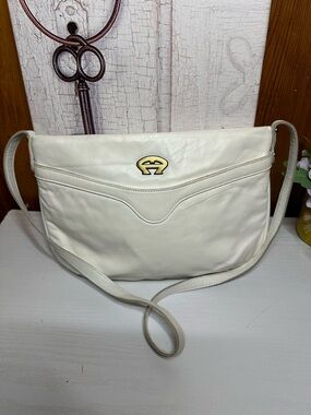 Etienne Aigner Cream Leather Shoulder Bag with Gold Logo